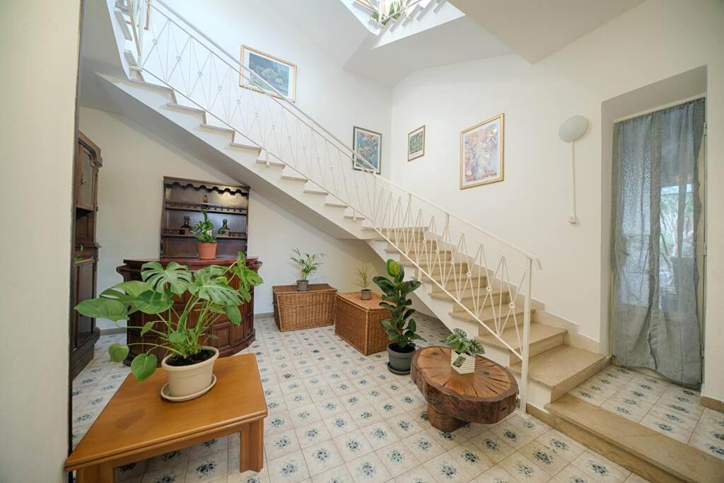 Апартаменты Helichrysum Hospitality Ampio Trilocale Iun Q9603 Ольбия Экстерьер фото